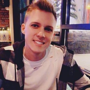 Meet your Posher, Justin